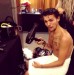 Louis-Tomlinson-topless-backstage-at-One-Direction-gig-2319861.png